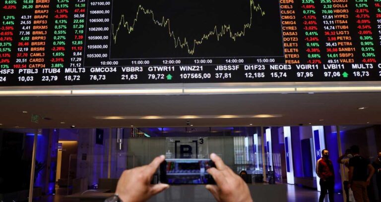 Day Trade: Ágora Sugere Compra de BB Seguridade (BBSE3) e Venda de Sabesp (SBSP3) com Potencial de Ganho de 1,47% Nesta Terça (2)