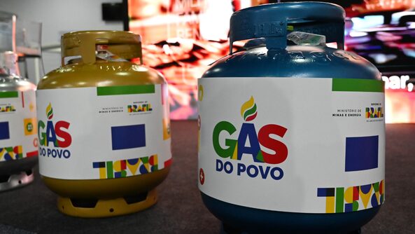 Câmara dos Deputados aprova MP do Gás do Povo com ampla maioria; veja impacto social e econômico