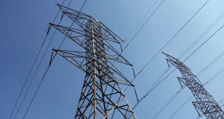 Grandes Elétricas Deixam Trading de Energia no Brasil: Risco Aumenta e Geradoras Recuam