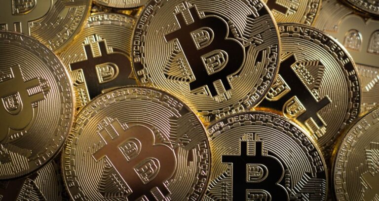 Coreia do Sul Propõe Regras Mais Rígidas para Criptomoedas Após Erro de Distribuição de US$ 40 Bilhões