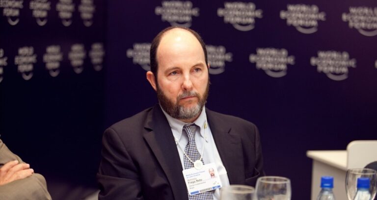 Armínio Fraga Cobra Meta de Queda da Dívida Pública no Arcabouço Fiscal para Acalmar o Mercado