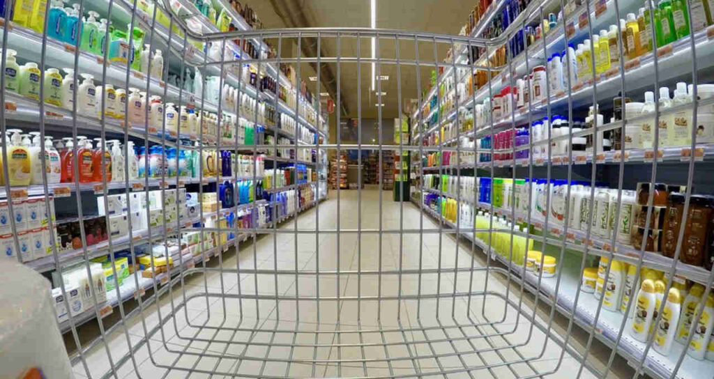 Câmara aprova venda de medicamentos em supermercados e texto vai para sanção presidencial