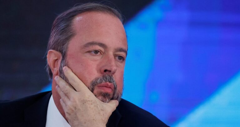 Petrobras (PETR4): Governo Garante Respeito à Governança Corporativa em Meio a Pressões por Preços de Combustíveis e Conflito no Irã