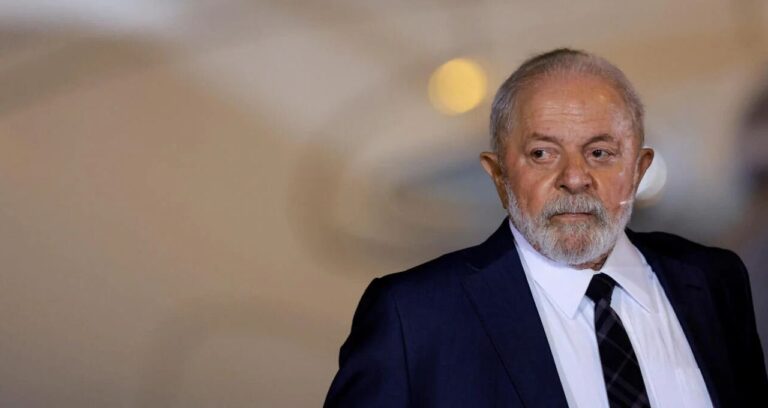 PT aciona TSE contra Flávio Bolsonaro por vídeos que associam Lula ao crime organizado