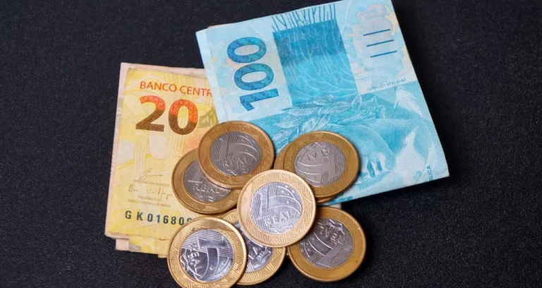 Selic a 14,75%: Descubra Quanto Seus R$ 10 Mil Renderiam na Renda Fixa Pós-Corte de Juros e O Que Move o Mercado Financeiro