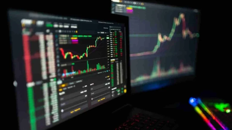 Day Trade: Ágora Sugere Compra de Banco do Brasil (BBAS3) e Venda de CPFL Energia (CPFE3) com Potencial de Ganho de 1,47%