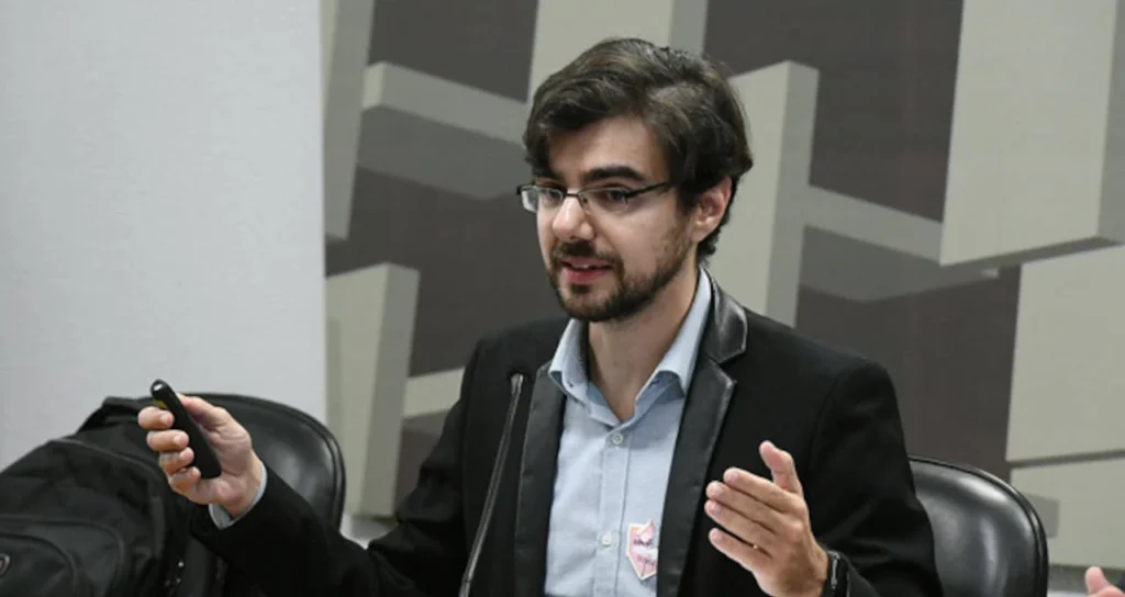 Petrobras (PETR4): Governo escolhe atual Secretário da Fazenda para presidir conselho da estatal, diz jornal