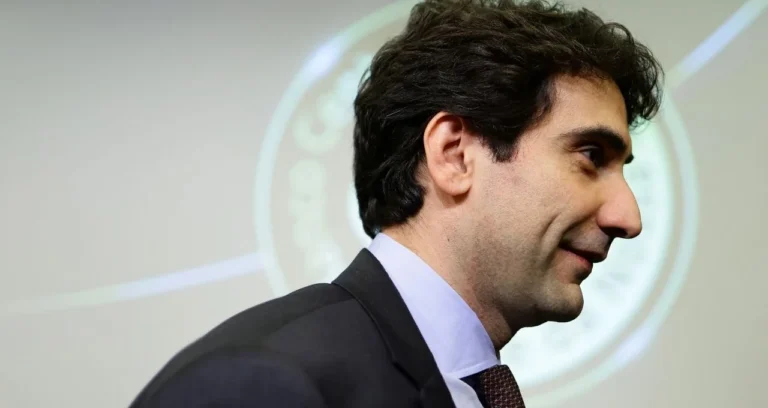 Guerra e Alta dos Combustíveis Elevam Inflação e Sinalizam Possível Aumento de Juros pelo BC