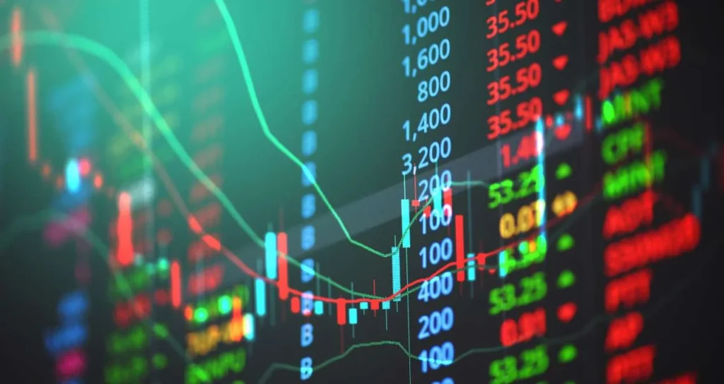 Itaú BBA Revela 10 Small Caps com Potencial de Valorização de até 82% para Carteira de Abril
