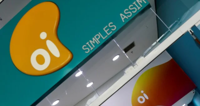 Método Telecom Arremata Telefonia Fixa da Oi por R$ 60 Milhões em Leilão, Movimentando o Mercado de Telecomunicações Brasileiro