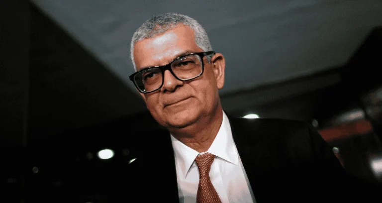 Guerra no Oriente Médio Aumenta Risco para Elétricas: Empresas Operam com ‘Conservadorismo’ Diante da Inflação e Juros