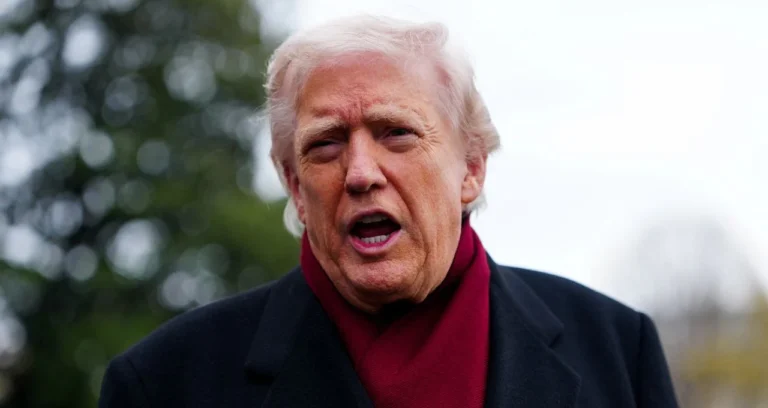 Trump se distancia de influenciadores MAGA após críticas à política externa sobre o Irã