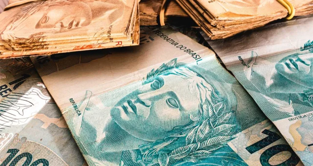 Governo quer aumentar salário mínimo dos brasileiros para mais de R$ 2 mil em breve; veja quando – Money Times