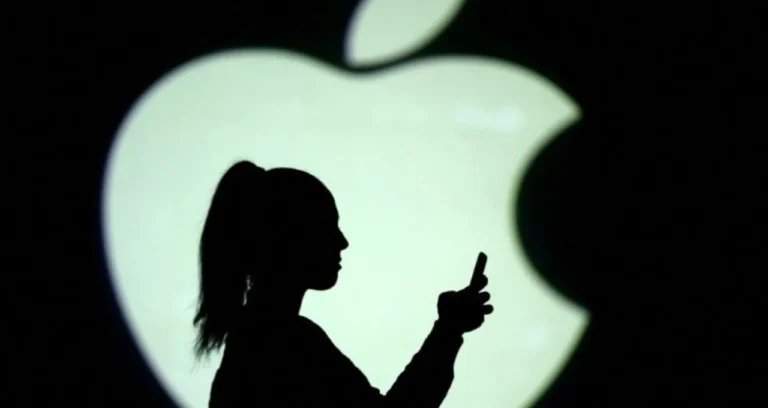 Lucro da Apple Dispara no 2º Trimestre Fiscal com Vendas Recordes do iPhone 17; Mercado de Ações Reage