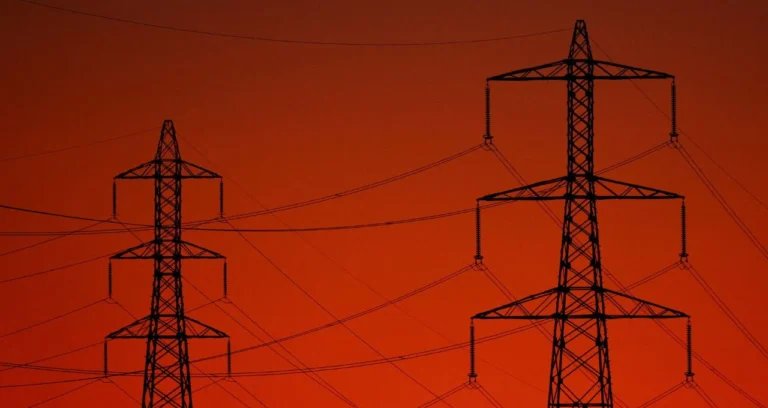 Energia Renovada: Governo Formaliza Contratos de 30 Anos com 14 Distribuidoras Elétricas