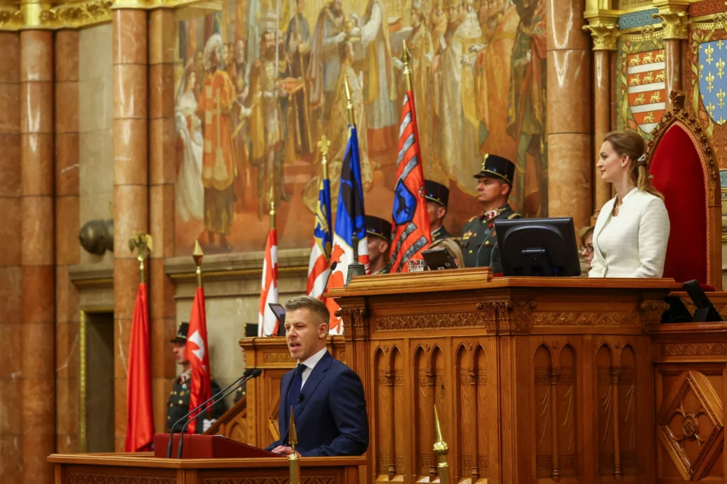 Hungria tem novo Primeiro-Ministro: Magyar assume após 16 anos de Orbán, enquanto mercados globais reagem a Payroll e tensões no Oriente Médio