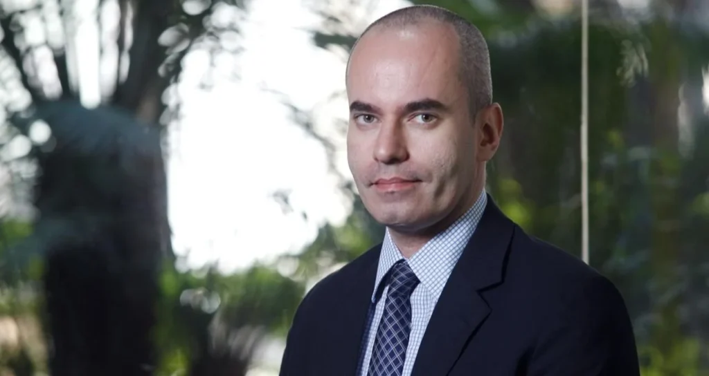 Governo promete 'arregaçar as mangas': Economista-chefe da MB antecipa medidas fiscais e de crédito de olho nas eleições
