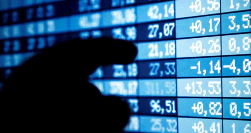 ETFs no Brasil: Crescimento de 70% em 15 meses e a nova estratégia de Thiago Salomão para acelerar retornos