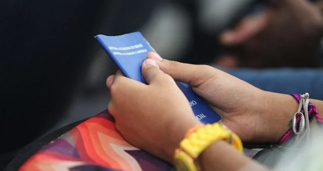 Fim da Escala 6×1 no Brasil: Câmara Analisa PEC que Pode Mudar a Rotina de Milhões de Trabalhadores; Acompanhe as Novidades