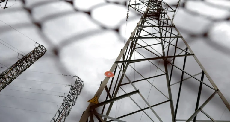 Decisão Judicial Afeta Recebíveis Bilionários da Axia Energia (AXIA6) e Isa Energia (ISAE4): Vale a Pena Investir?