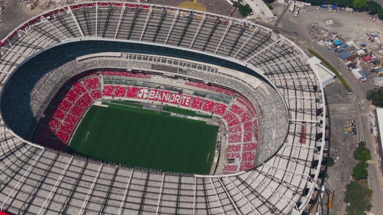 Vista aérea do Estádio Azteca, palco da abertura da Copa do Mundo 2026 na Cidade do México