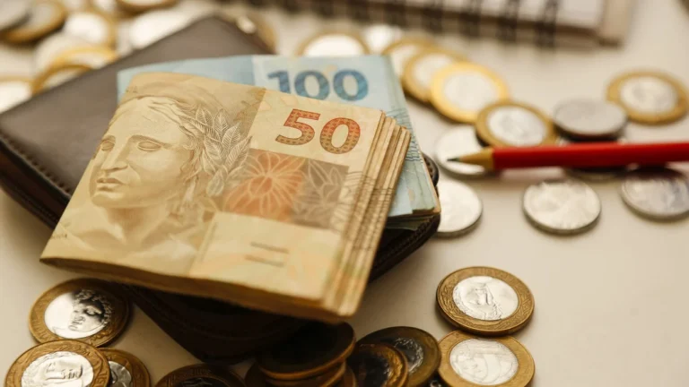 Neobancos Impulsionam Crédito, Mas Enfrentam Crescente Inadimplência, Revela Estudo