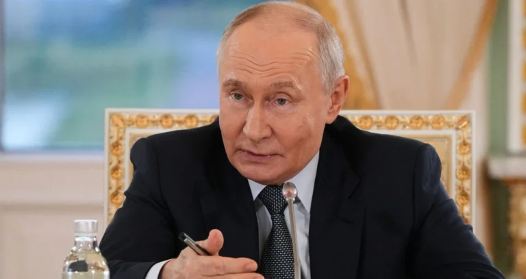 Putin não descarta acordo de paz com Zelensky, mas cenário para negociação segue incerto
