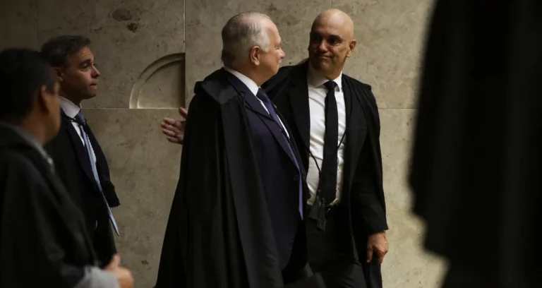 Fachin autoriza AGU a defender Brasil e Alexandre de Moraes em processos da Rumble e Trump Media
